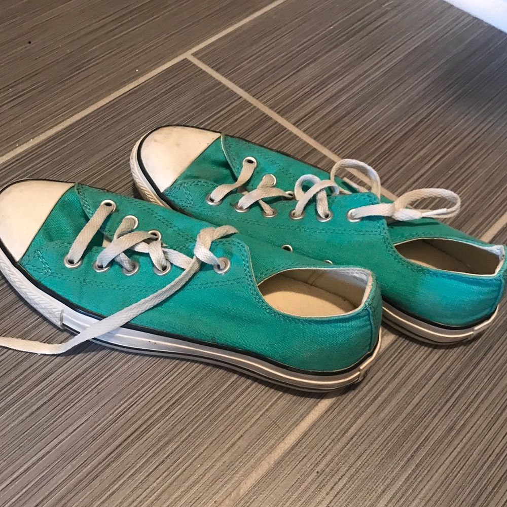 Turquoise converse